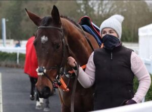 Stephanie Searle racing groom